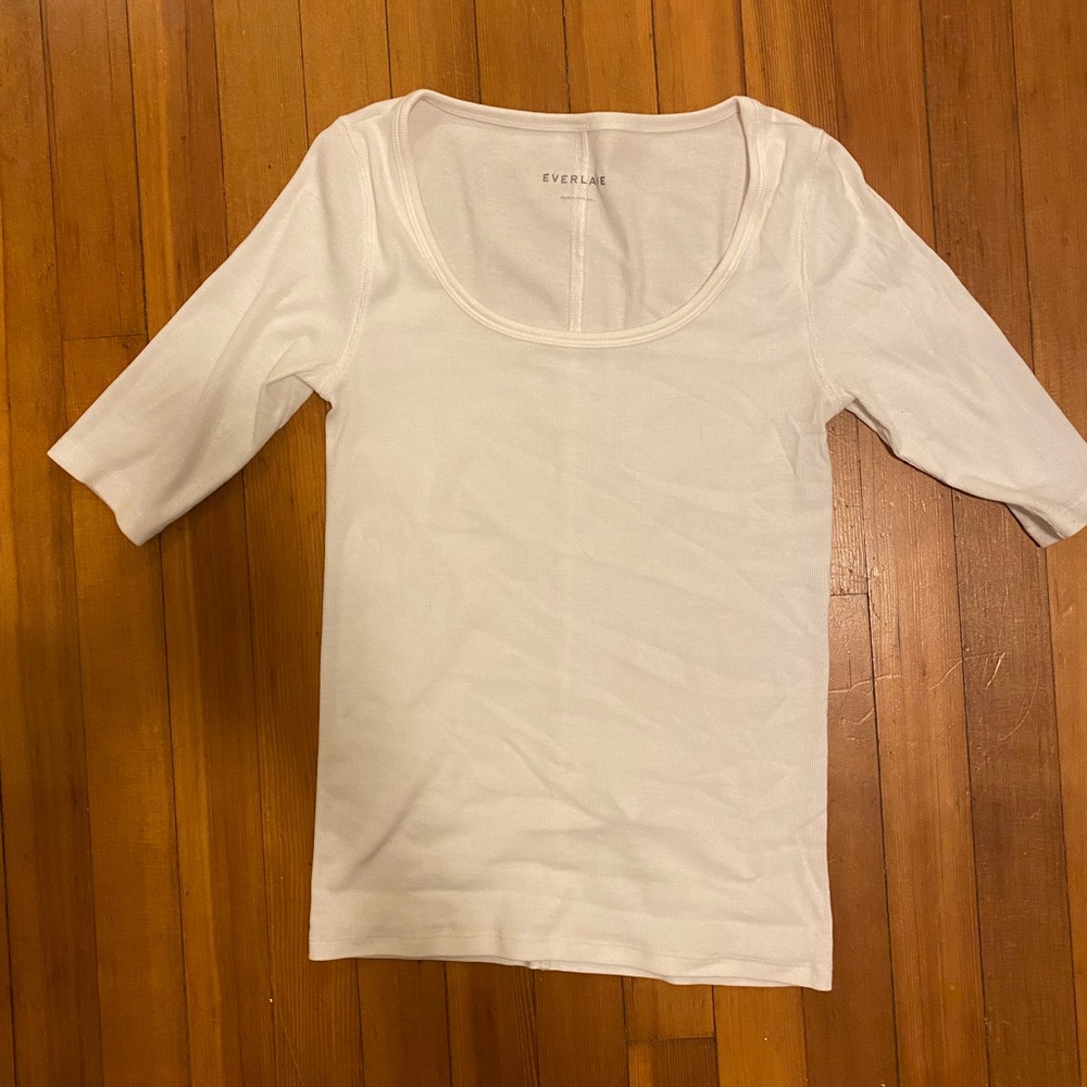 Everlane scoop tee